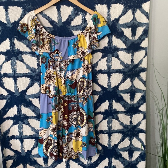 Hybrid and company Large elegant off shoulder shorts romper - Picture 9 of 16